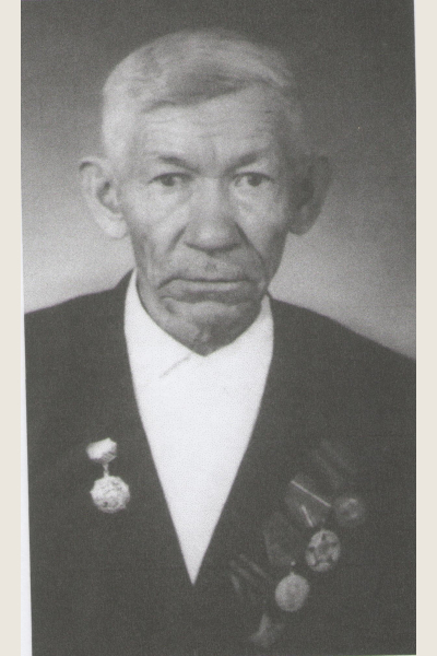 Петров Ефрем Петрович