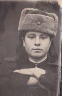 Полонеева (Похвалинская) Вера Васильевна