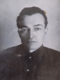 Петров Павел Петрович
