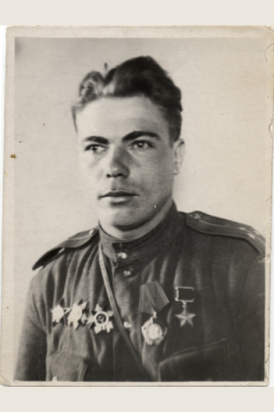 Яшин Иван Васильевич