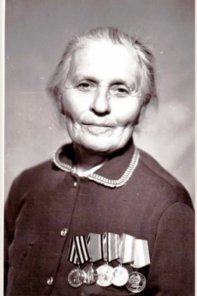 Иванова (Николаева) Зинаида Ивановна