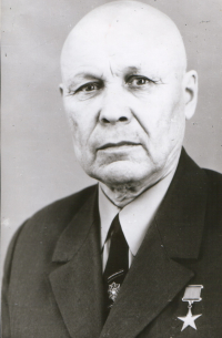 Никифоров Иван Никифорович